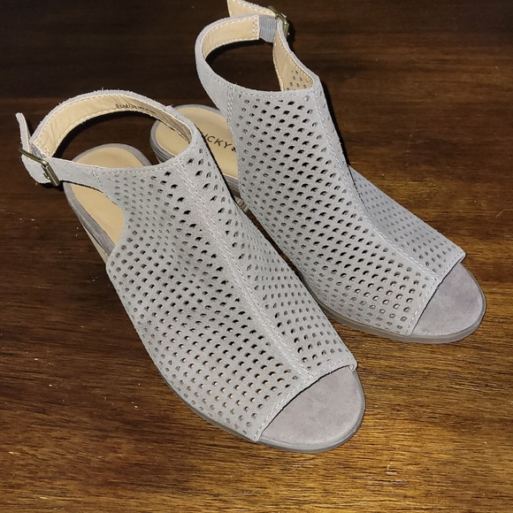 Lucky Brand Gray Perforated Sandals - Picture 1 of 7